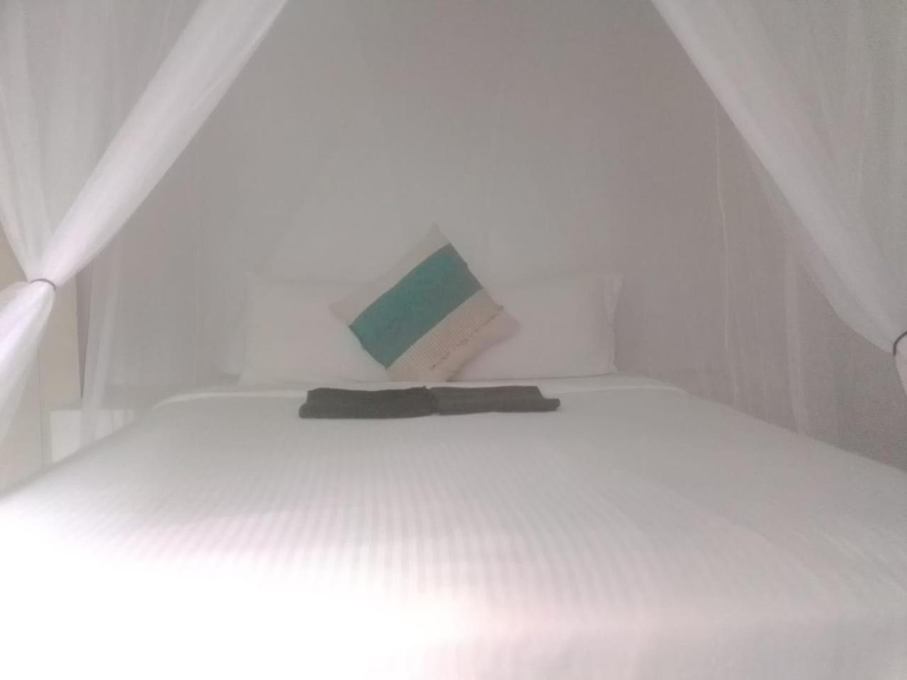 Hiriketiya Mahi Surf Apartment Диквела Екстериор снимка