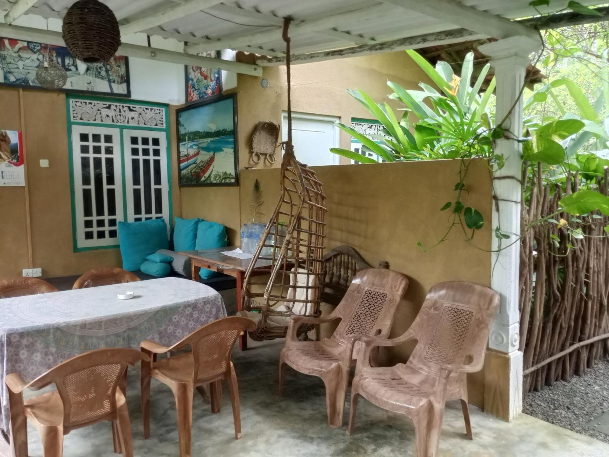 Hiriketiya Mahi Surf Apartment Диквела Екстериор снимка